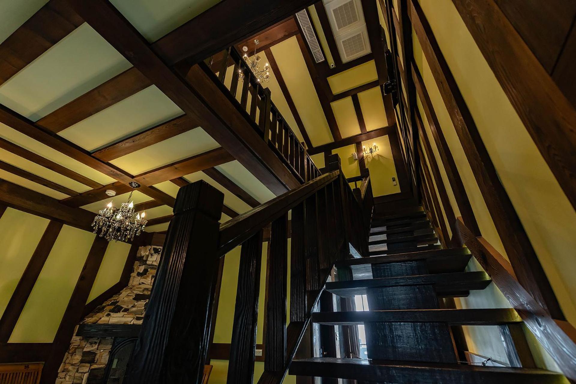 Tudor Dynasty Homestay Shoufeng Exterior photo
